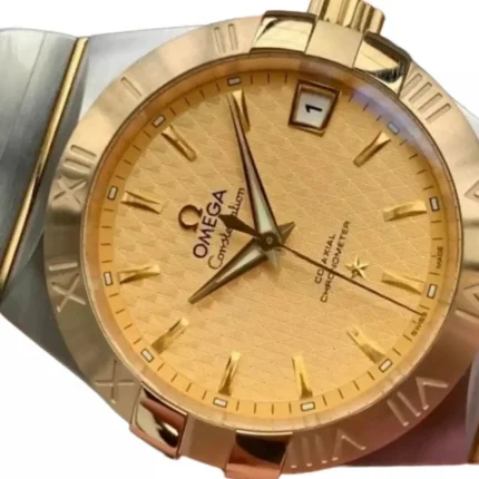 Champagne clous de Paris dial and gold claws of Omega Constellation ultra clone