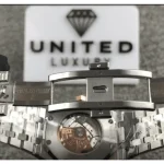 Audemars Piguet Royal Oak "Iced Out Yellow Gold" 15400SR.OO.1220SR.01 Premium Duplicate - Image 4